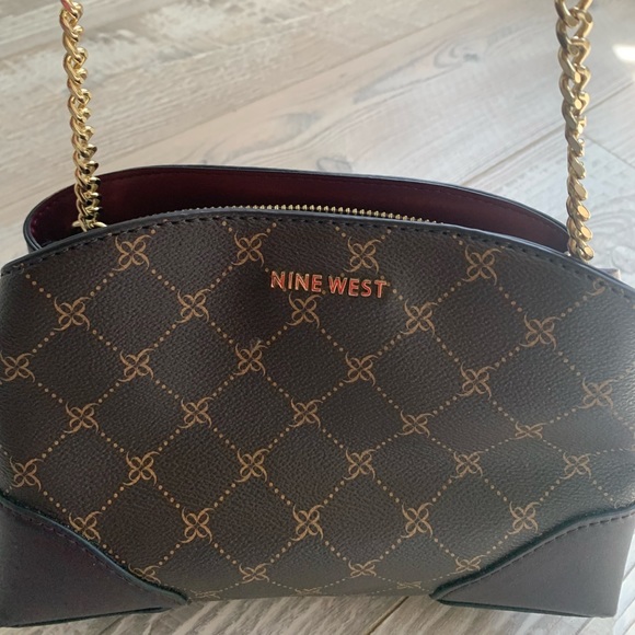 Nine West mini purse with shoulder strap - Picture 3 of 7